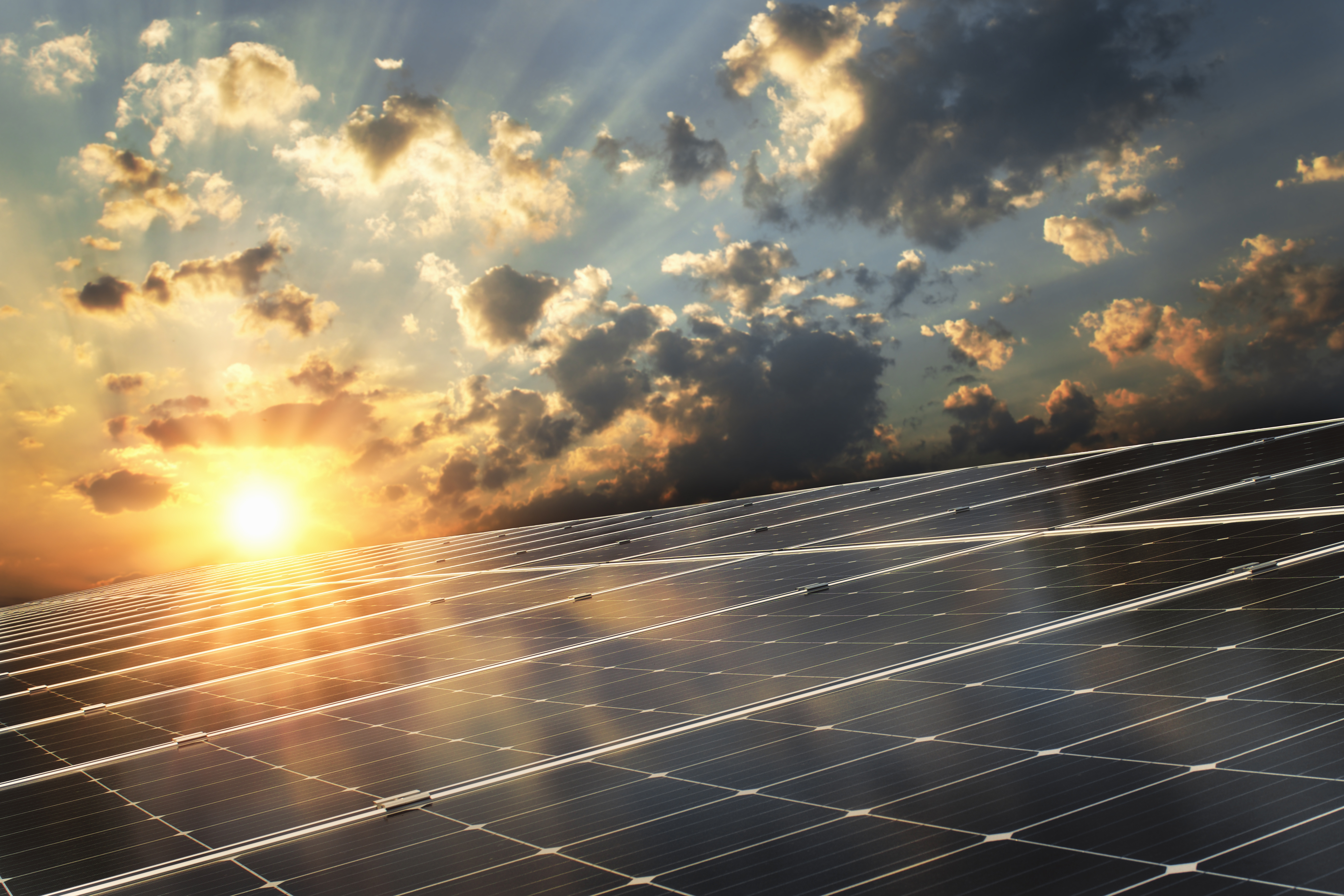 Soltech inleder process att identifiera investerare till solparksportfölj på mer än 1 000 MWp
