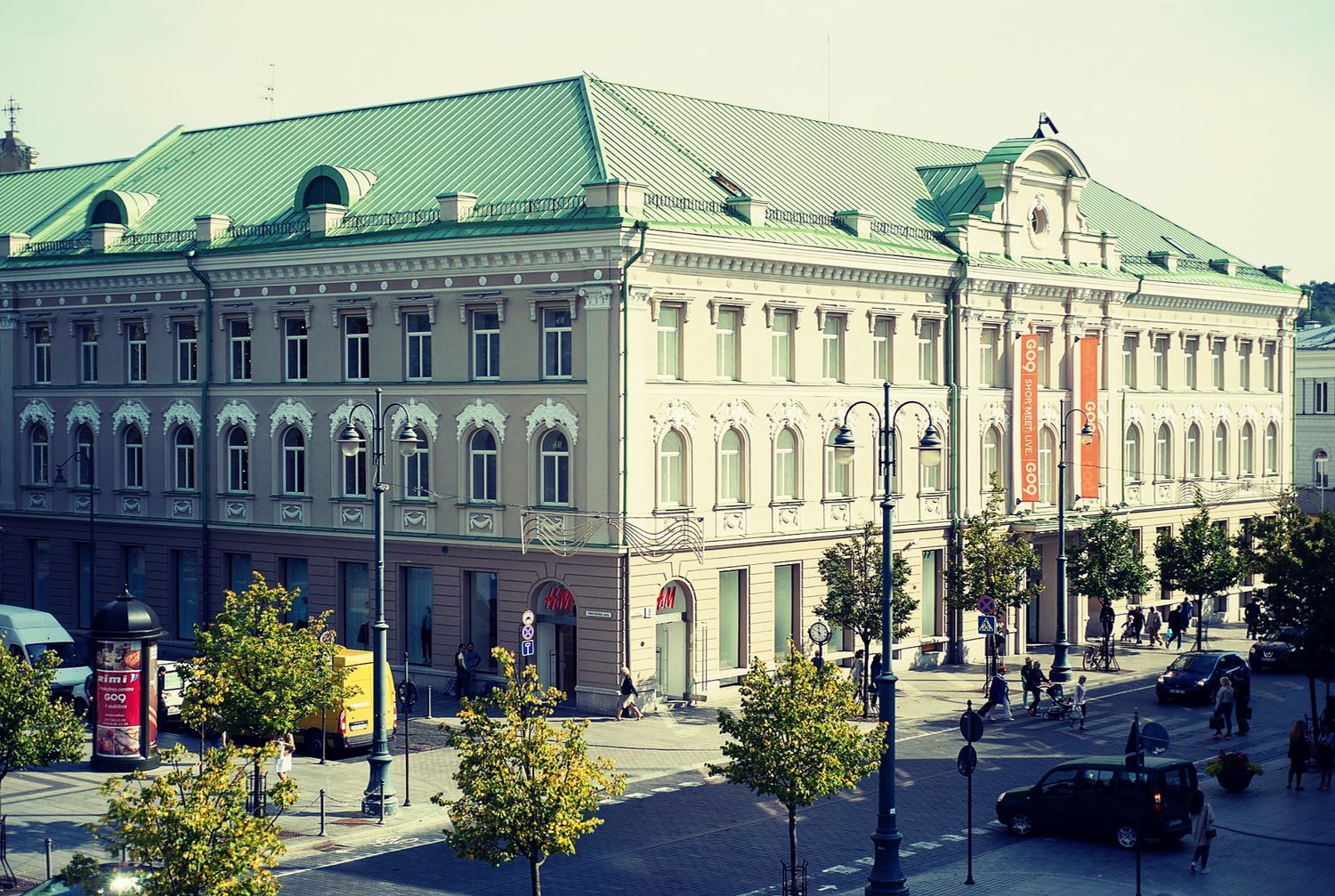 East Capital successfully exits GO9 shopping centre in Vilnius in one of the largest real estate deals in Lithuania this year
